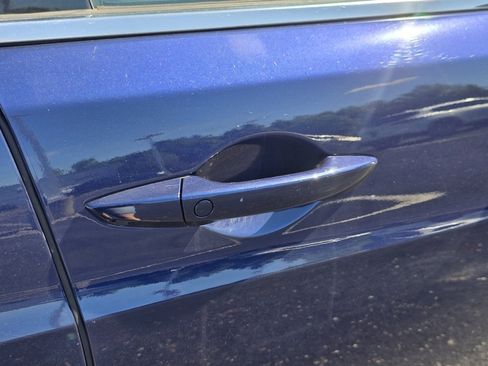 Used 2015 Acura TLX w/ Technology Package FWD image 18
