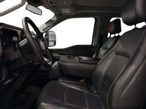 Used 2025 Ford F350 Lariat w/ Camper Package AWD/4WD image 20