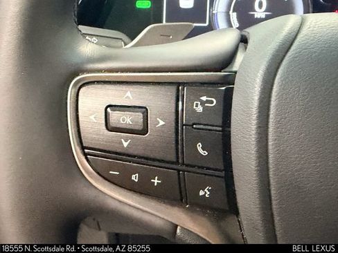 Used 2025 Lexus ES 300h w/ Premium Package FWD image 21
