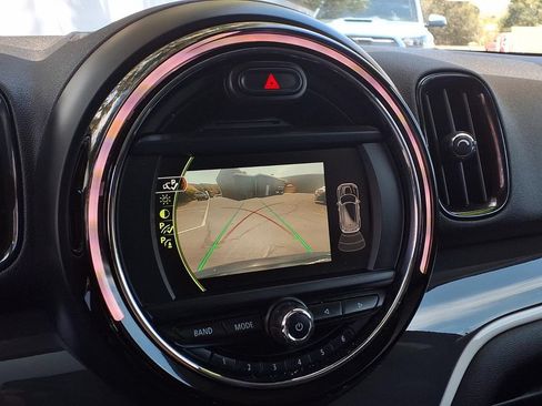 Used 2018 MINI Cooper Countryman S FWD image 9