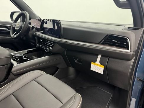 New 2026 Chevrolet Tahoe Premier w/ Sun And Tow Package AWD/4WD image 31