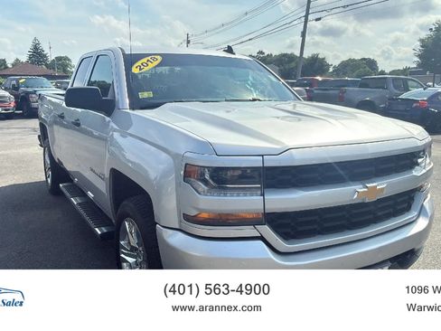 Used 2018 Chevrolet Silverado 1500 Custom w/ Custom Value Package AWD/4WD image 1