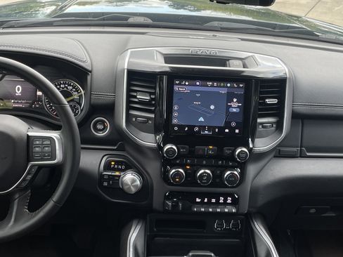 Used 2022 RAM 3500 Laramie AWD/4WD image 28
