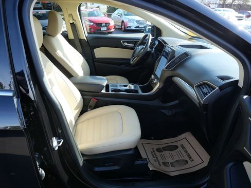 Used 2021 Ford Edge SEL w/ Cargo Accessory Package image 17