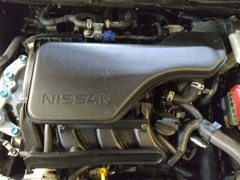 Used 2021 Nissan Rogue Sport S FWD image 30