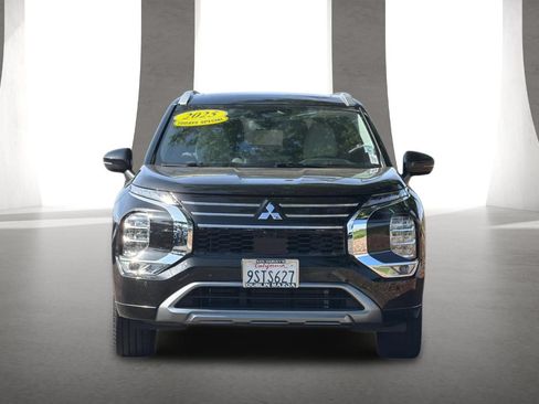 Used 2025 Mitsubishi Outlander SEL FWD image 9