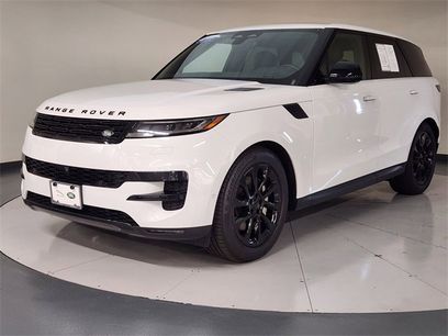 Used 2025 Land Rover Range Rover Sport SE