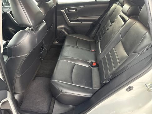 Used 2021 Toyota RAV4 XLE Premium FWD image 14