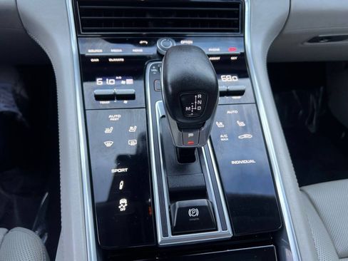 Used 2019 Porsche Panamera 4S AWD/4WD image 39
