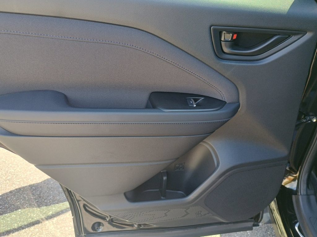 Certified 2026 Subaru Forester Premium AWD/4WD image 15