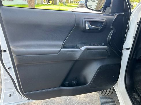 Used 2021 Toyota Tacoma TRD Pro AWD/4WD image 34
