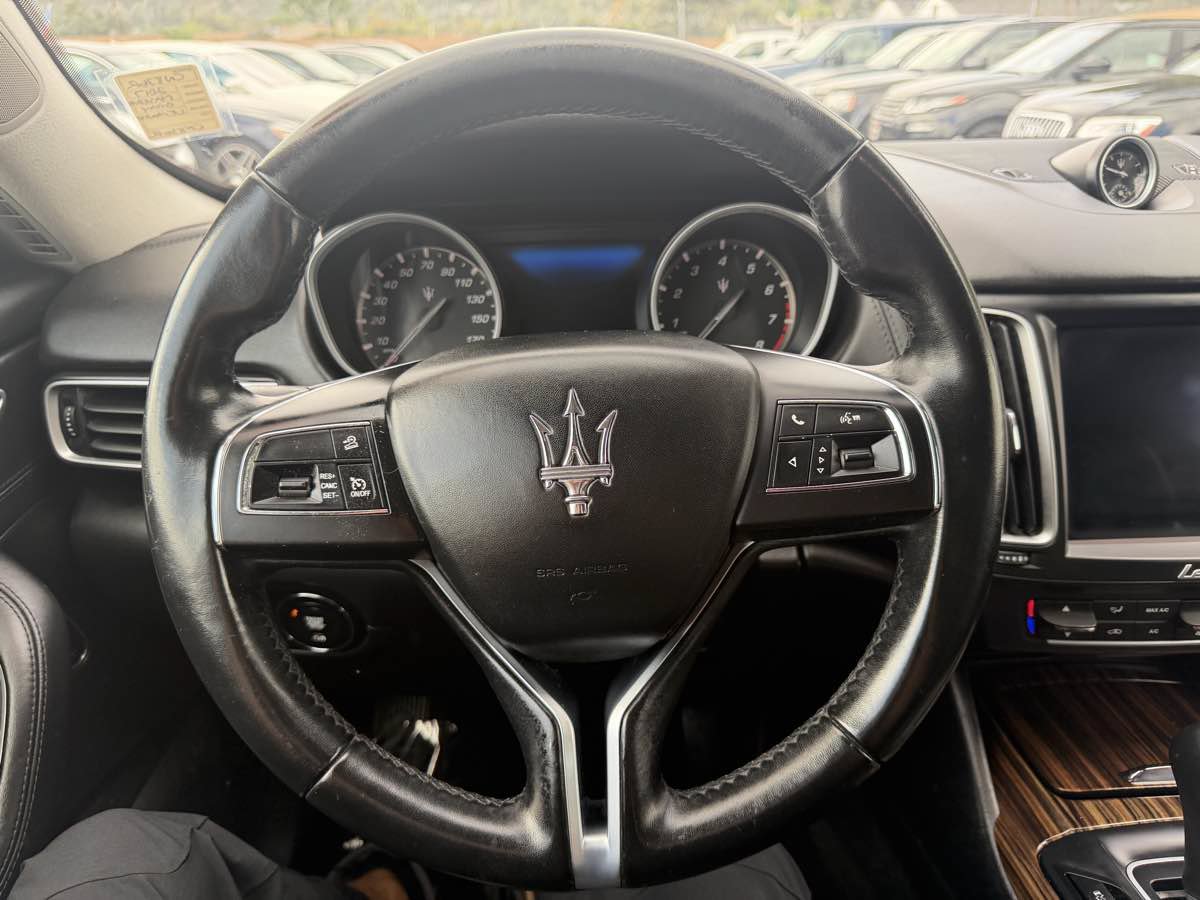 Used 2017 Maserati Levante w/ Luxury Package AWD/4WD image 13