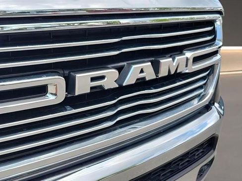 Used 2024 RAM 1500 Laramie AWD/4WD image 27