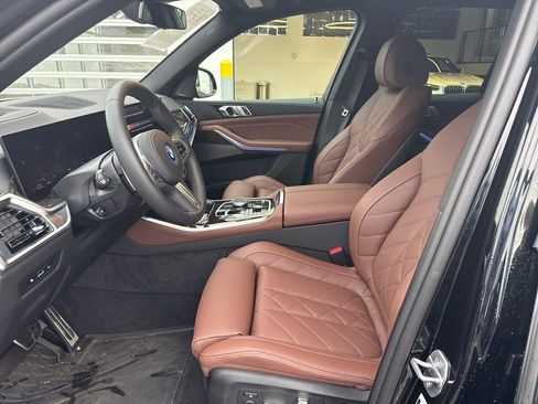 Certified 2026 BMW X5 xDrive50e w/ M Sport Package AWD/4WD image 10