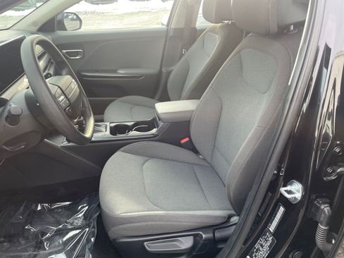 Used 2025 Kia K4 LXS image 25