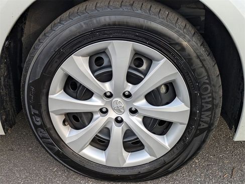 Certified 2024 Toyota Corolla LE image 12