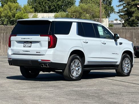 Used 2026 GMC Yukon Denali RWD image 3