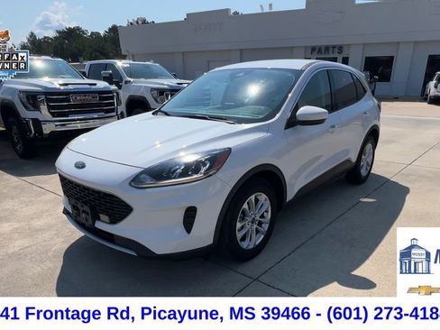 Used 2021 Ford Escape SE image 4