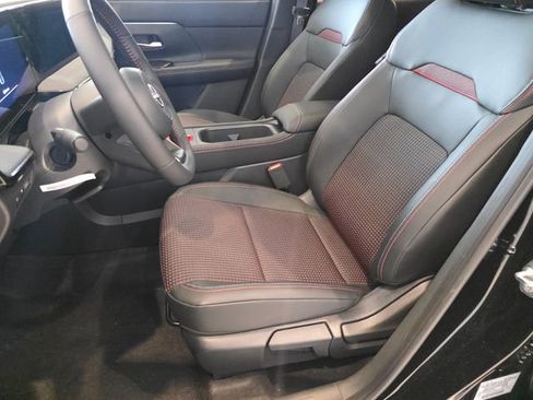 New 2026 Nissan Kicks SR w/ SR Premium Package AWD/4WD image 20