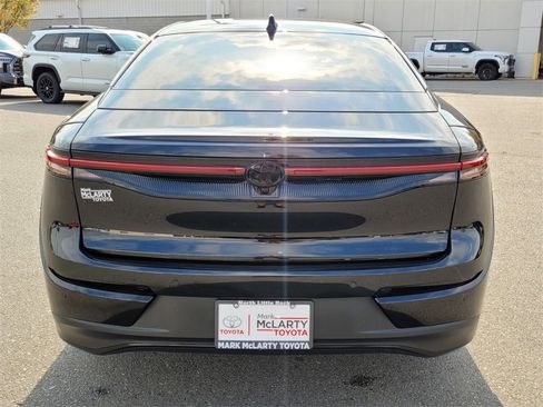 Used 2025 Toyota Crown Platinum image 10