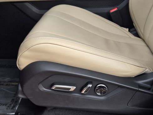 Certified 2025 Acura MDX w/ Technology Package image 23