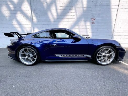 Certified 2023 Porsche 911 GT3 RWD image 6