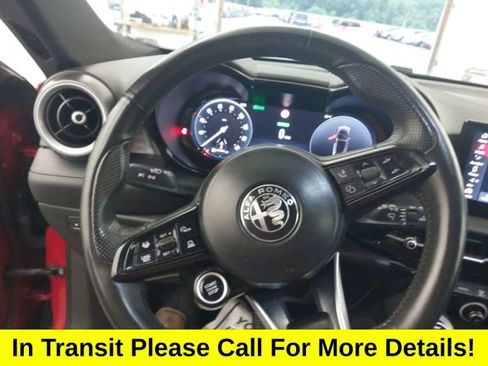 Used 2024 Alfa Romeo Tonale Ti AWD/4WD image 4