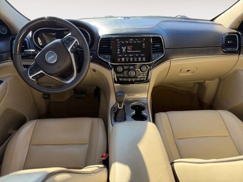 Used 2020 Jeep Grand Cherokee Overland image 10