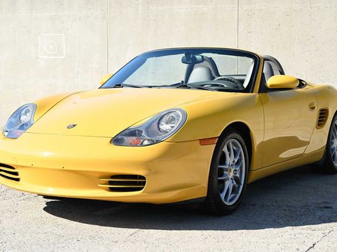 Used 2004 Porsche Boxster image 2