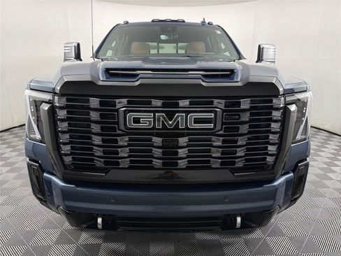 New 2026 GMC Sierra 2500 Denali Ultimate AWD/4WD image 2
