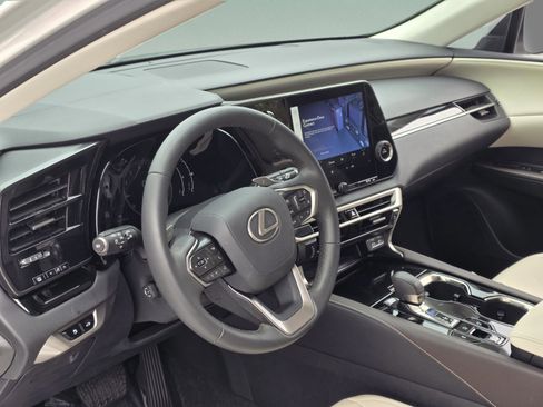 Used 2023 Lexus RX 350 FWD w/ Accessory Package (K3) image 9