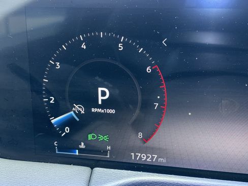 Certified 2025 Nissan Armada SV AWD/4WD image 17