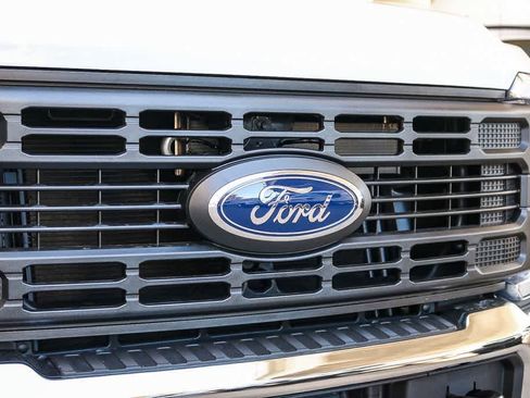 New 2026 Ford F250 XL w/ XL Chrome Package RWD image 6