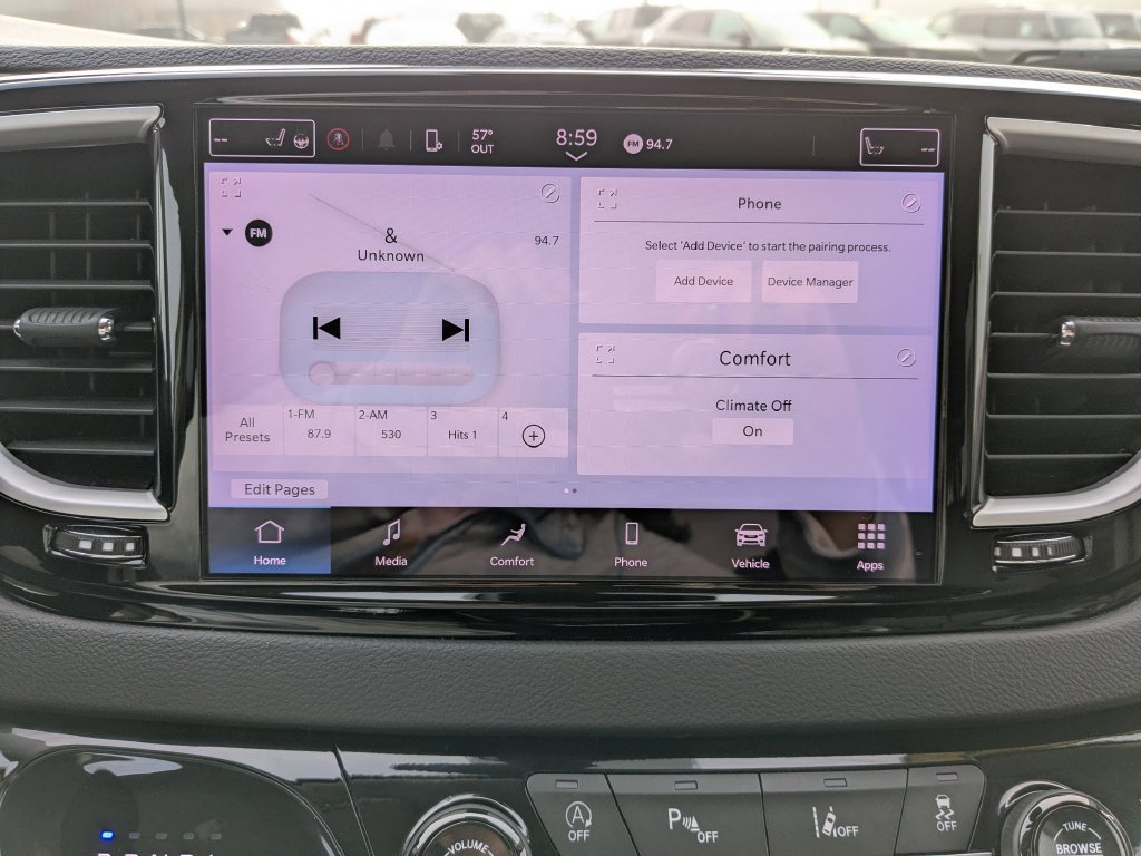 Used 2024 Chrysler Pacifica Touring-L FWD image 28