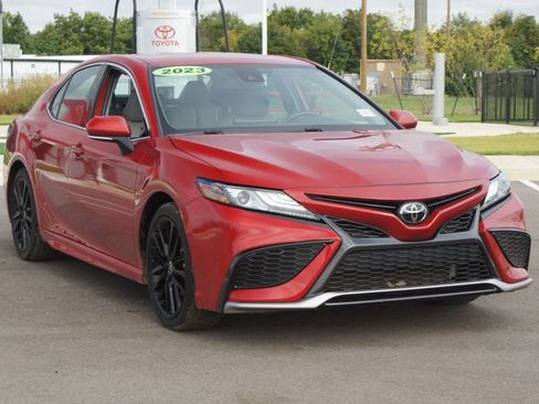 Used 2023 Toyota Camry XSE image 2