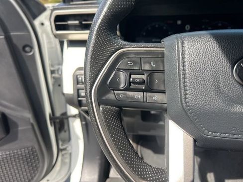 Used 2024 Toyota Tacoma TRD Off-Road AWD/4WD image 22