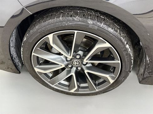 Used 2020 Toyota Corolla SE image 28