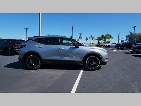 New 2025 Chevrolet Blazer LT w/ Midnight/Sport Edition image 25