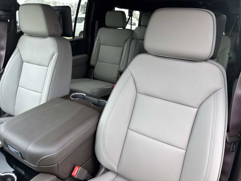 New 2026 GMC Yukon XL Elevation w/ Elevation Premium Package image 26