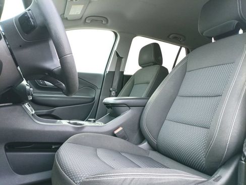 Used 2022 GMC Terrain SLE w/ Driver Convenience Package AWD/4WD image 13