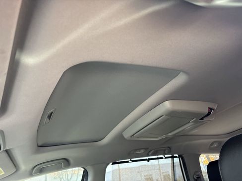 Used 2019 Honda Pilot Elite image 24