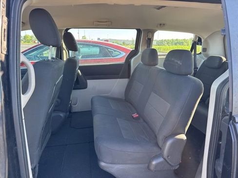 Used 2008 Dodge Grand Caravan SE FWD image 8
