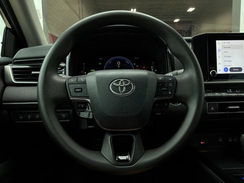 Used 2026 Toyota Camry LE FWD image 34