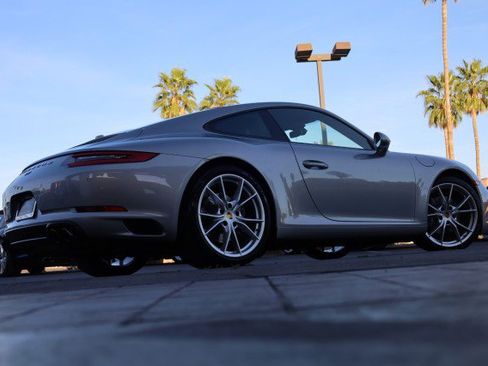 Used 2017 Porsche 911 Carrera image 19