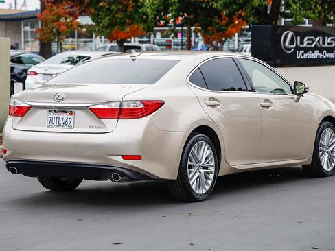 Used 2013 Lexus ES 350 image 4