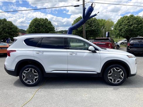 Used 2023 Hyundai Santa Fe Limited image 4