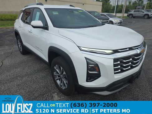 Used 2025 Chevrolet Equinox LT w/ Convenience Package II FWD image 1
