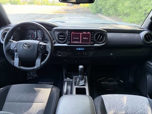 Used 2021 Toyota Tacoma TRD Sport w/ Technology Package RWD image 26