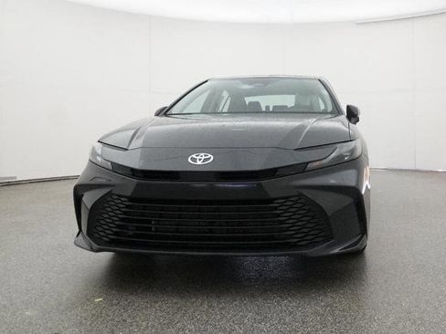 New 2026 Toyota Camry LE FWD image 31