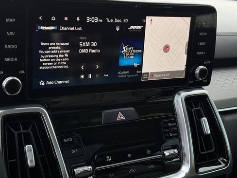 Used 2023 Kia Sorento SX image 14